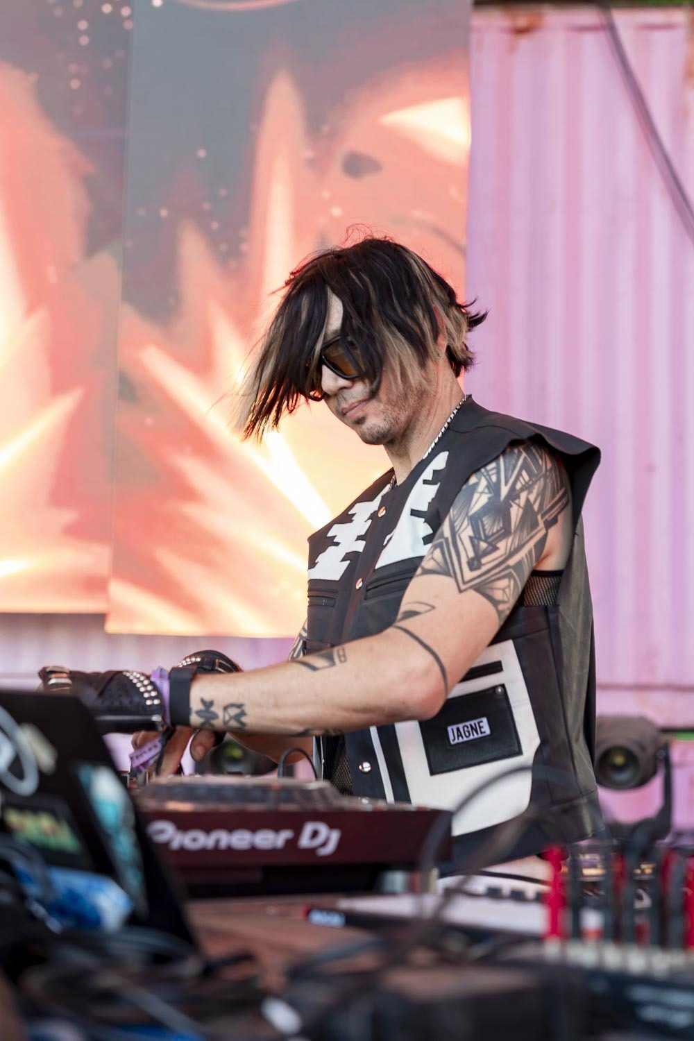 BIGGER THAN US live at LIGHTNING IN A BOTTLE, So Cal, 2026-05-24, photo 1