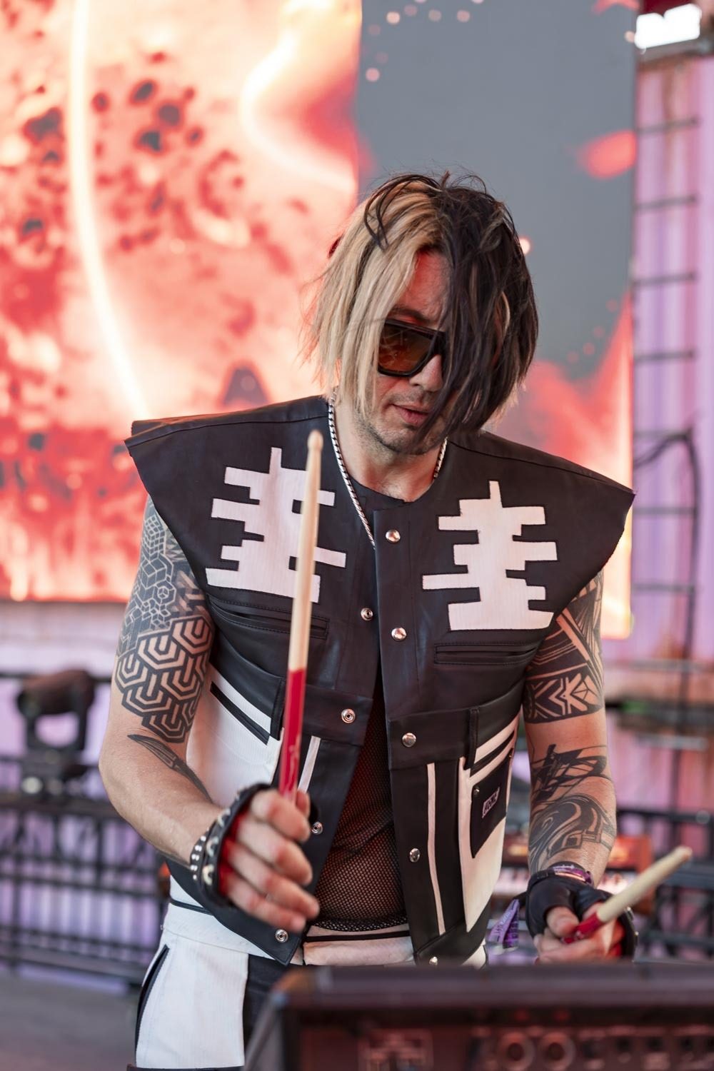 BIGGER THAN US live at LIGHTNING IN A BOTTLE, So Cal, 2026-05-24, photo 2